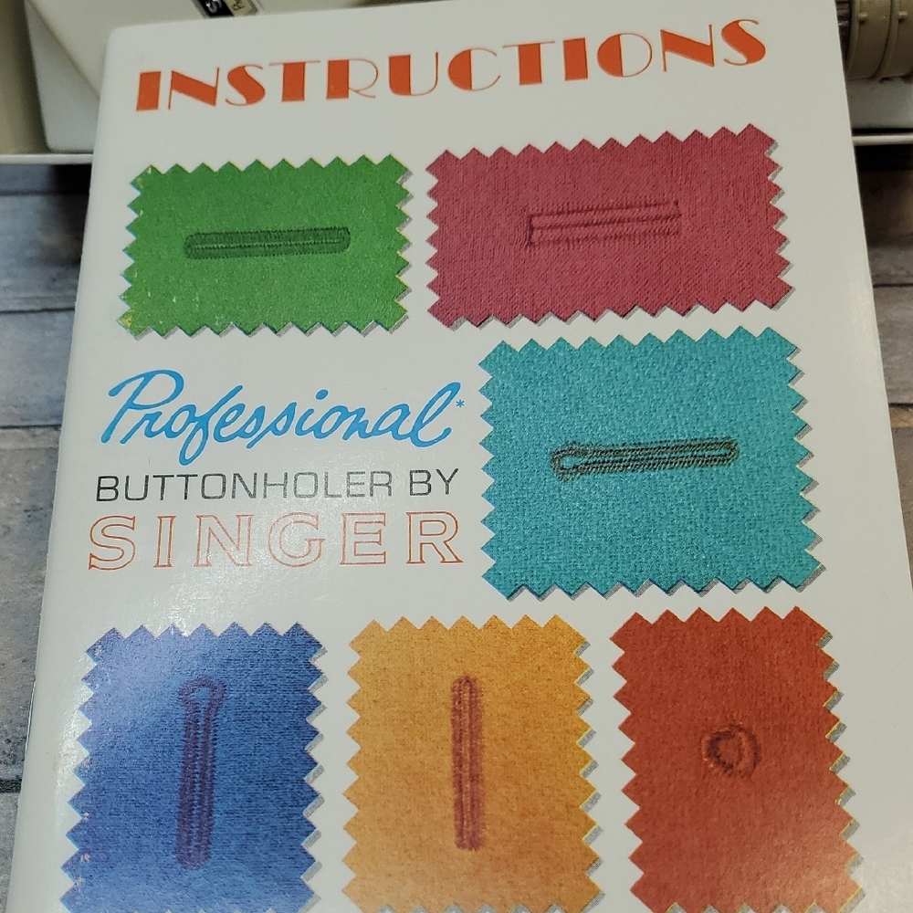 Singer Professional Buttonholer - Picture 5 of 5